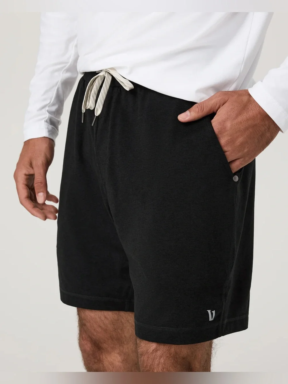 Vuori Ponto Performance Short 7” in Black Heather Size Large